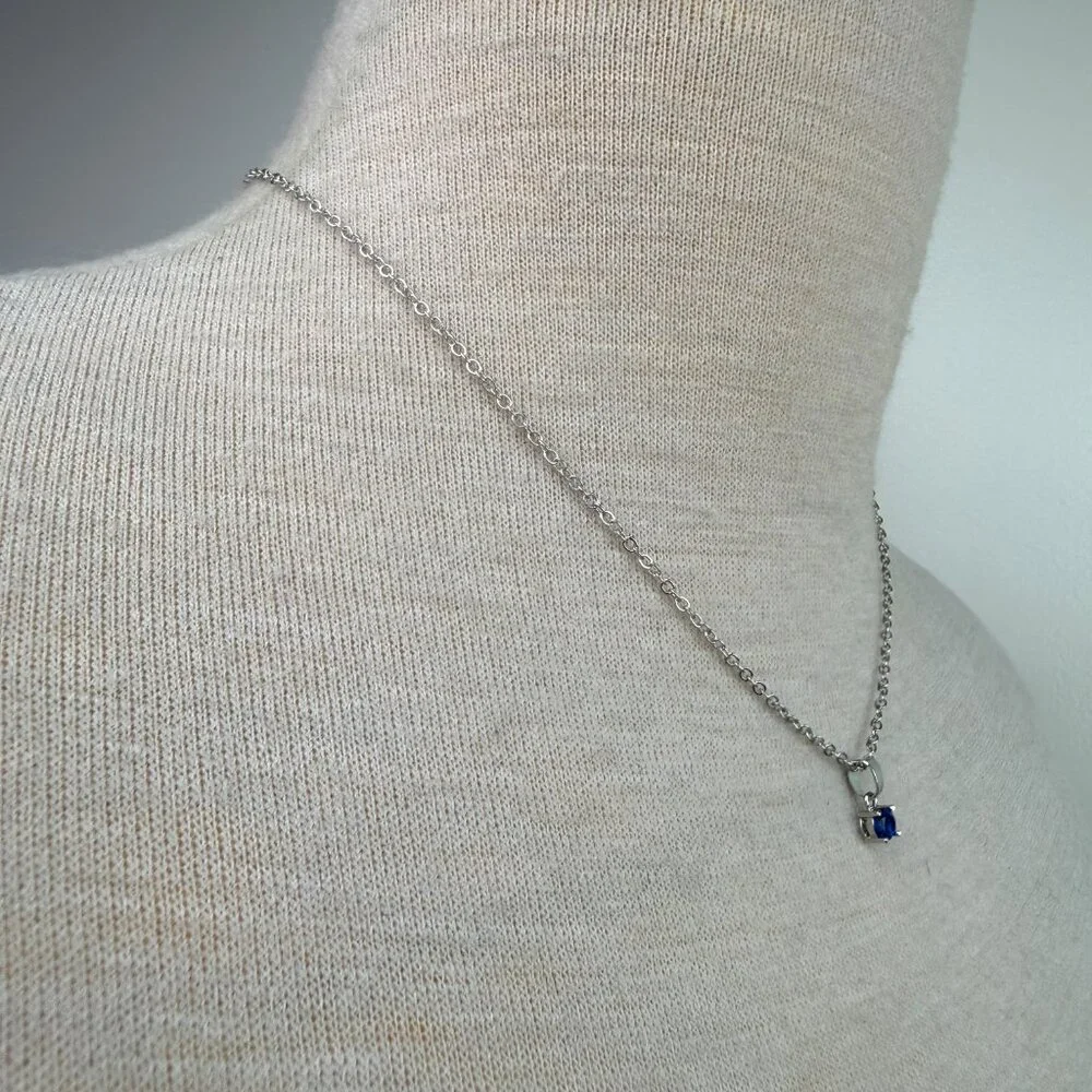 Silver Tone Blue Glass Pendant Chain Necklace 18